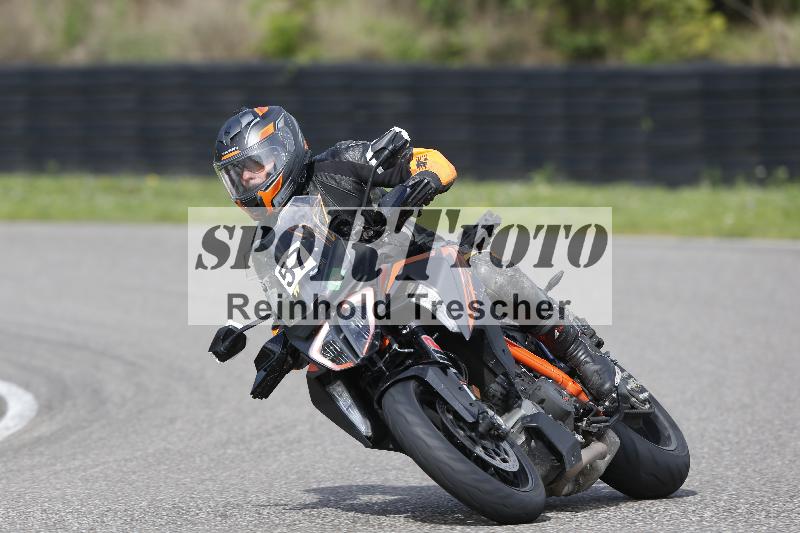 /53 16.09.2025 Track Day Domi Aegerter ADR/Gruppe gruen/57